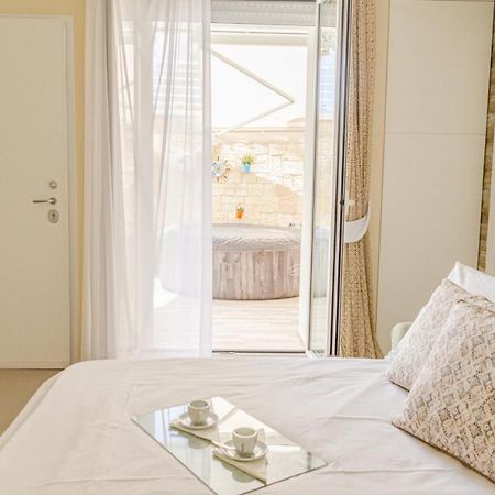 Apulialux Little Jem W Jacuzzi / 180 Steps From Sea Villa Polignano a Mare Bagian luar foto