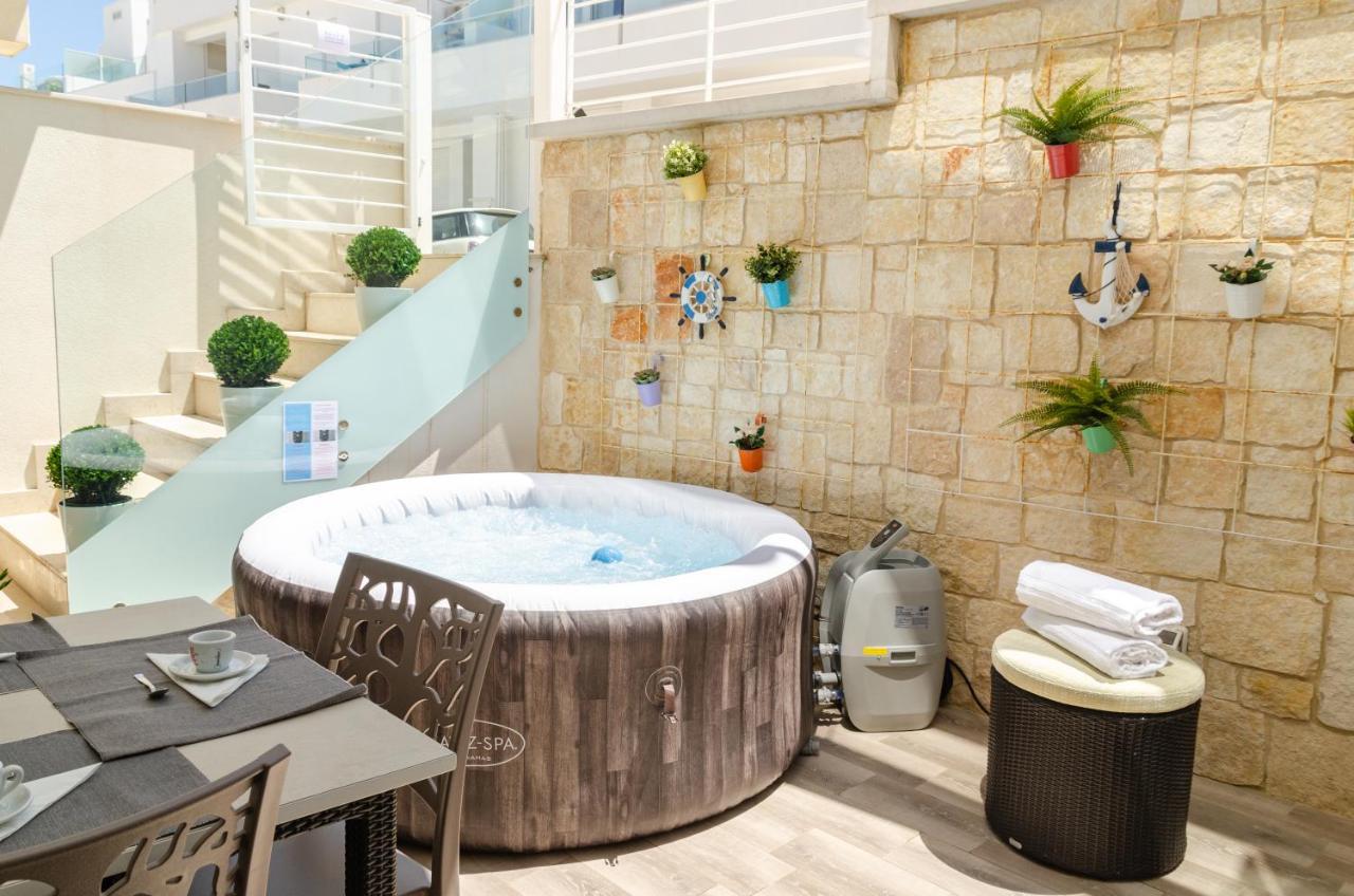 Apulialux Little Jem W Jacuzzi / 180 Steps From Sea Villa Polignano a Mare Bagian luar foto