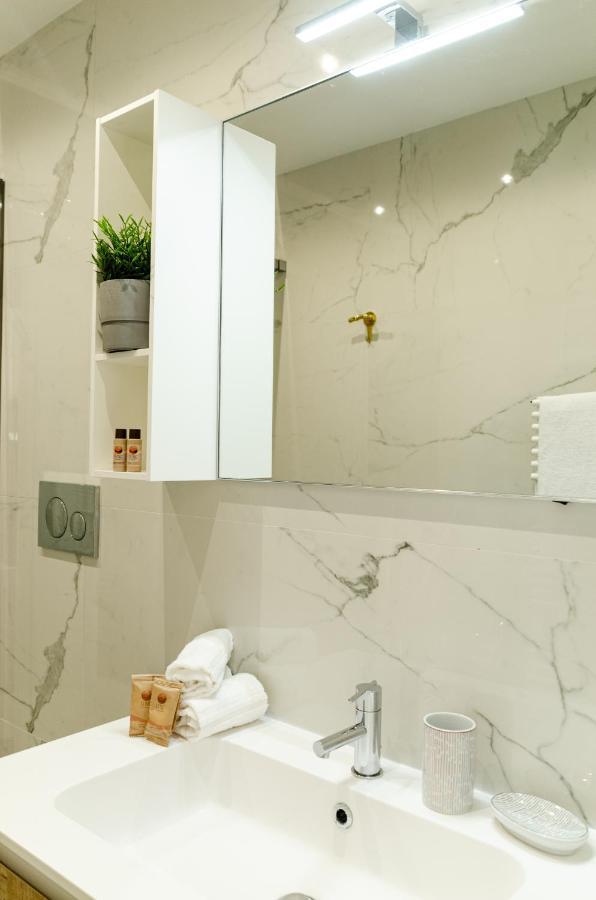 Apulialux Little Jem W Jacuzzi / 180 Steps From Sea Villa Polignano a Mare Bagian luar foto