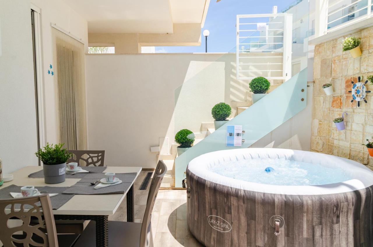 Apulialux Little Jem W Jacuzzi / 180 Steps From Sea Villa Polignano a Mare Bagian luar foto